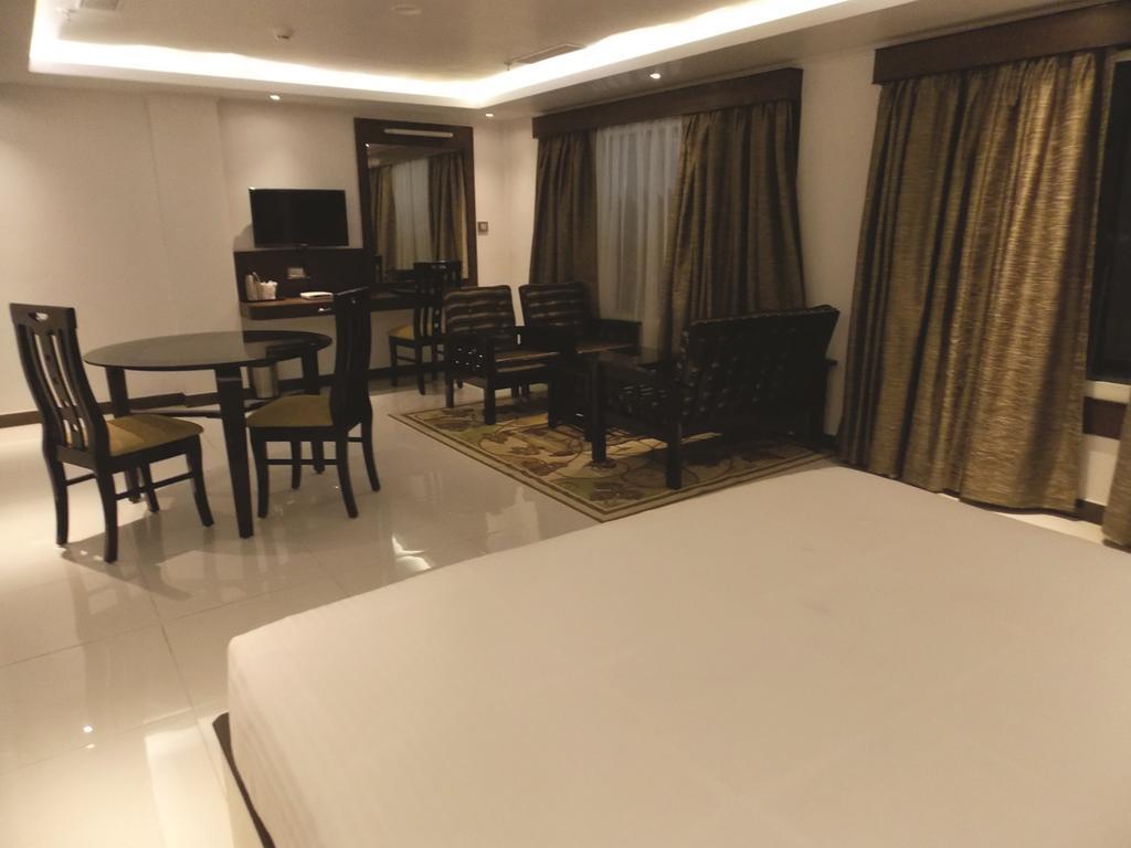 Airport City Hotel Καλκούτα Δωμάτιο φωτογραφία