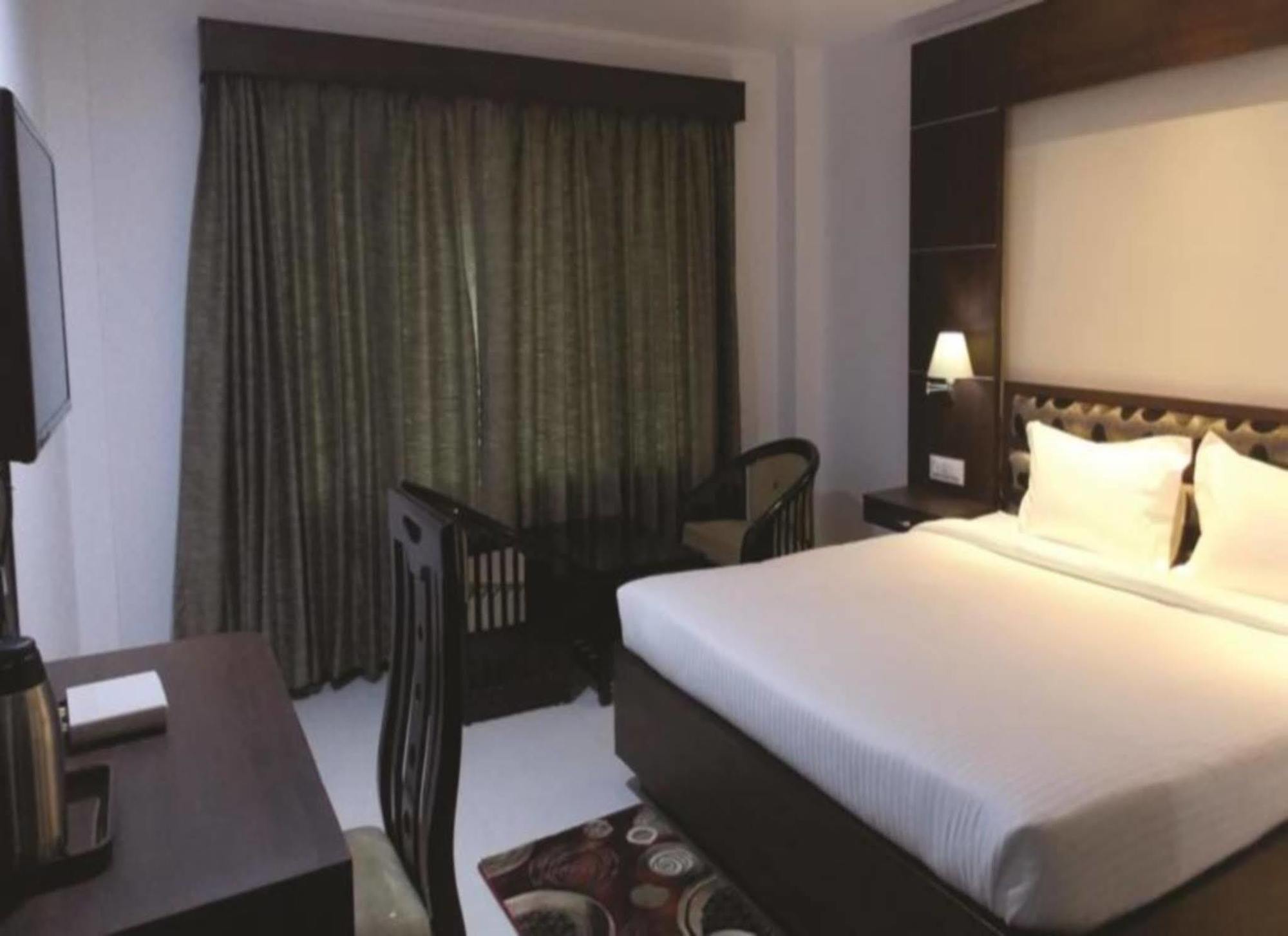 Airport City Hotel Καλκούτα Εξωτερικό φωτογραφία